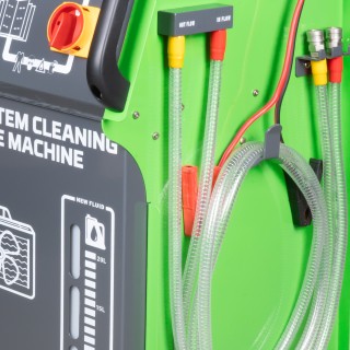 MACHINE DE NETTOYAGE DU SYSTÈME DE REFROIDISSEMENT